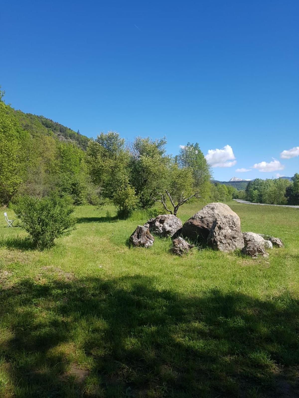 Les Gites Du Saro Chabestan Exterior photo