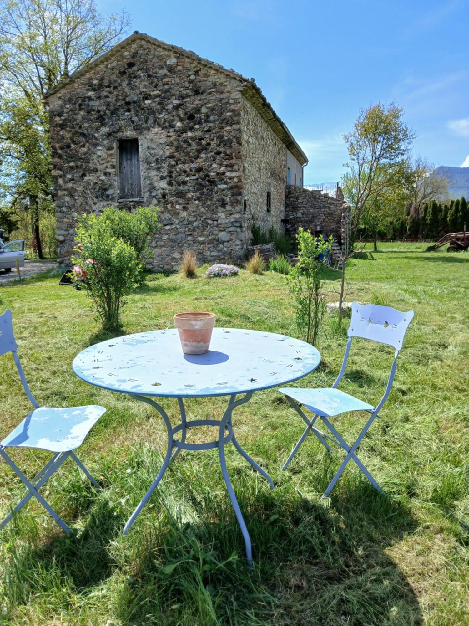 Les Gites Du Saro Chabestan Exterior photo